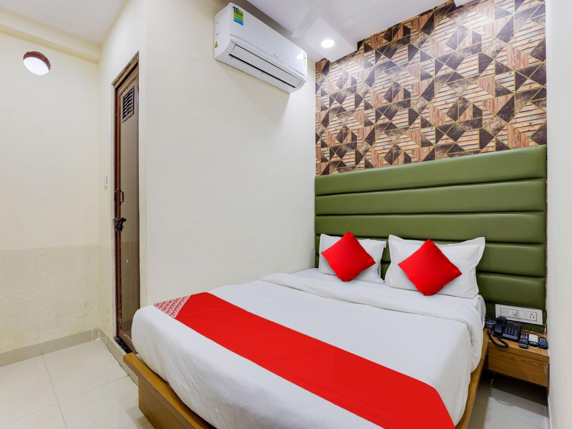 Hotel O Kb Villa 阿穆达巴 外观 照片