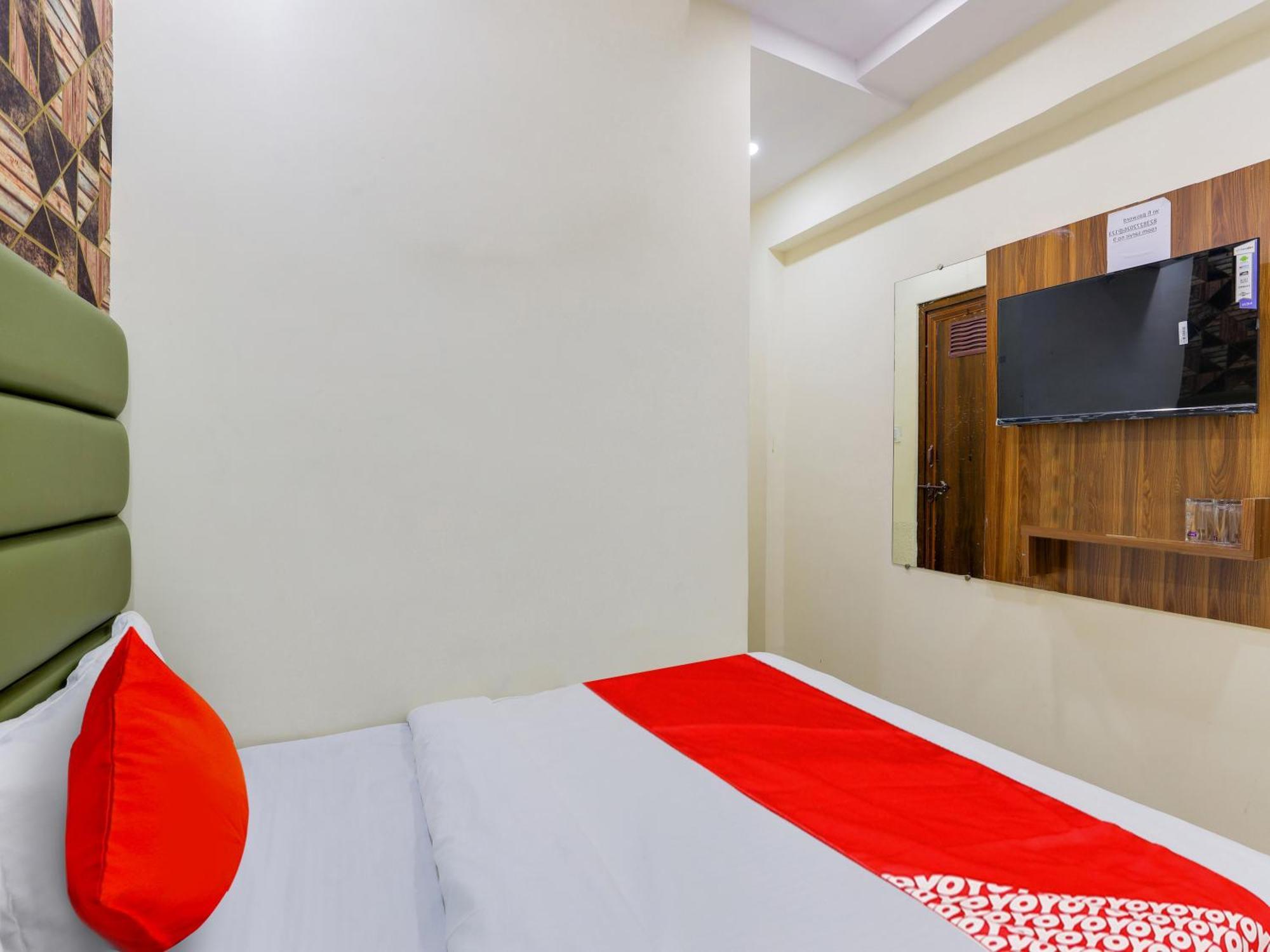 Hotel O Kb Villa 阿穆达巴 外观 照片