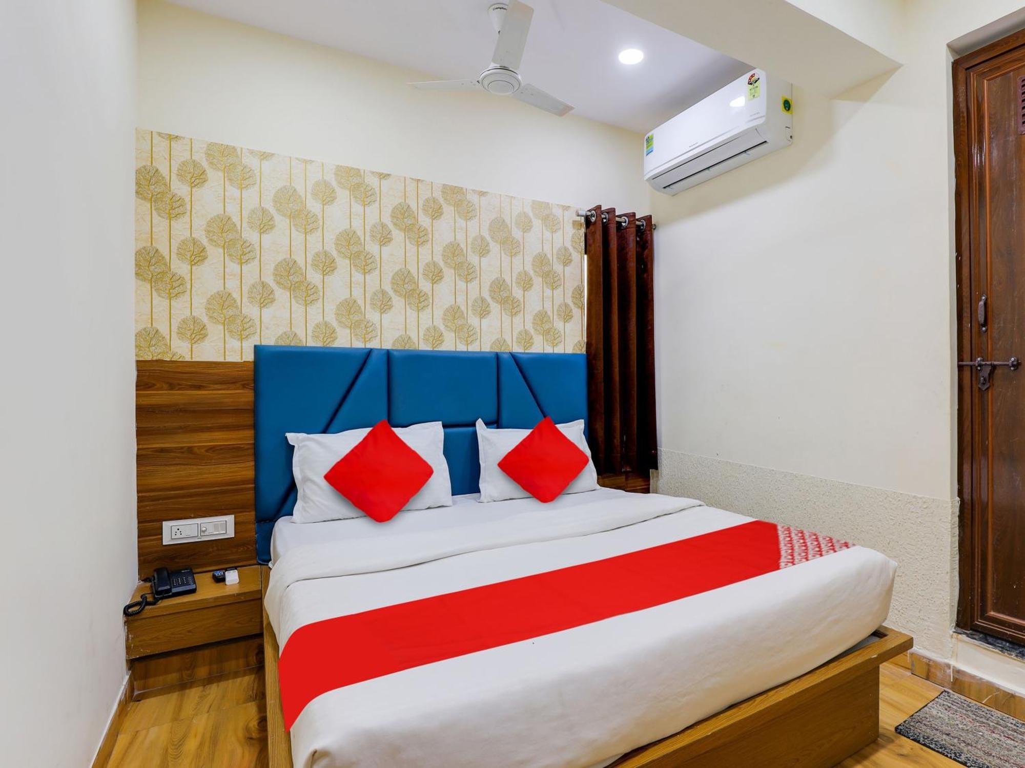Hotel O Kb Villa 阿穆达巴 外观 照片
