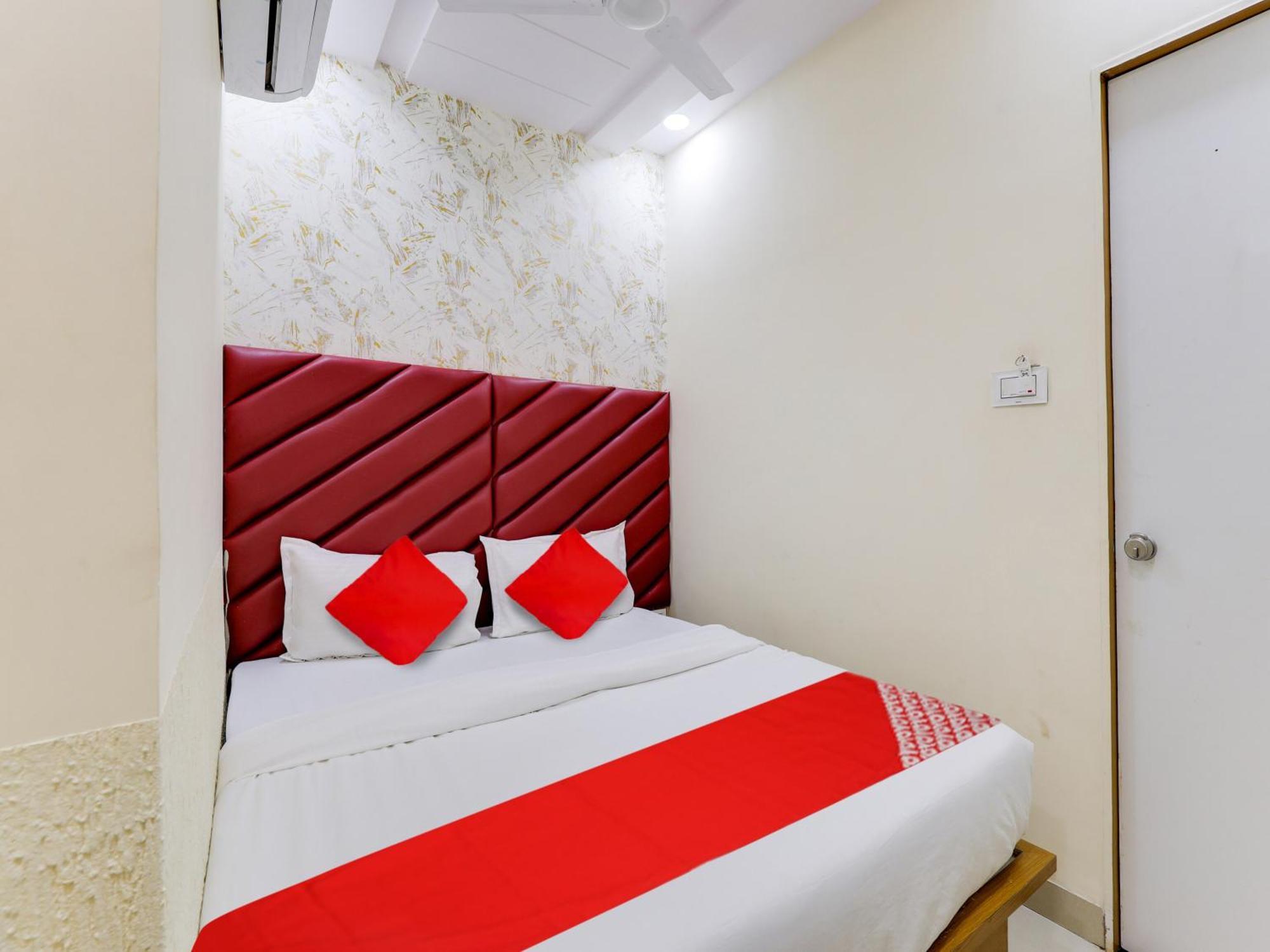 Hotel O Kb Villa 阿穆达巴 外观 照片