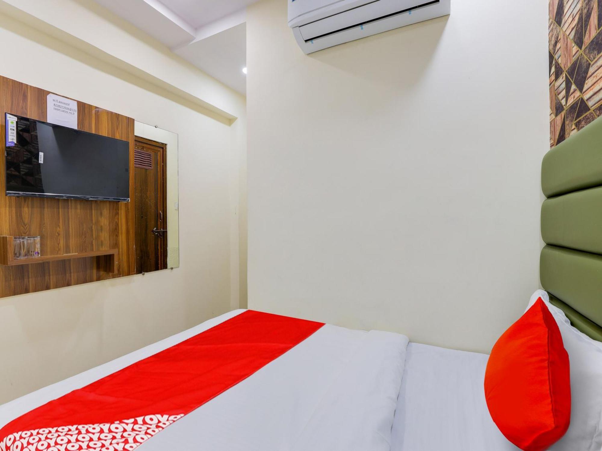 Hotel O Kb Villa 阿穆达巴 外观 照片