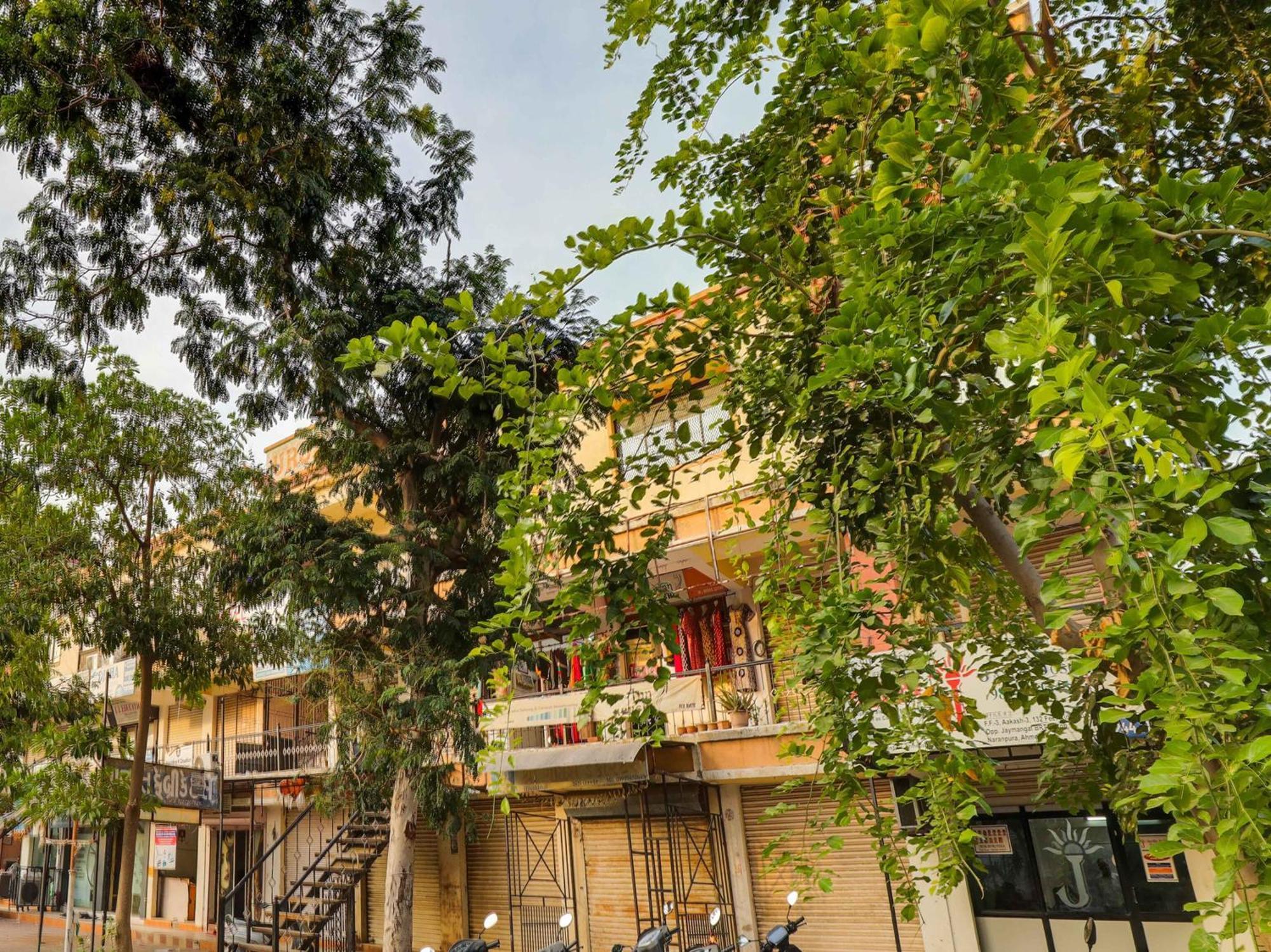 Hotel O Kb Villa 阿穆达巴 外观 照片